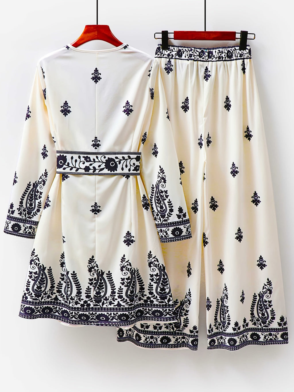 Zareen | Elegant Printed Two-Piece Set for Women