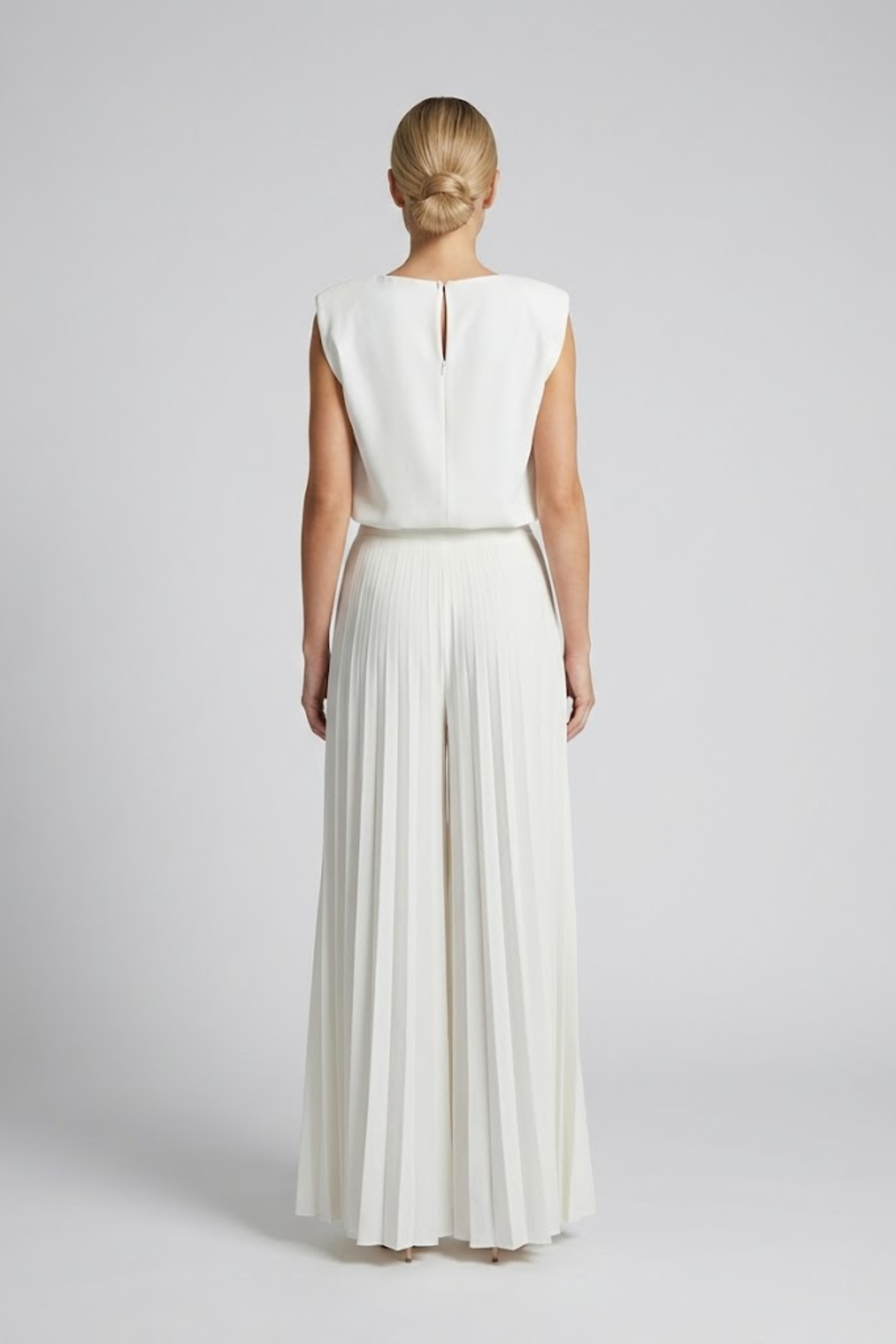 Bianca | Elegant Pleated Wide-Leg Jumpsuit for Women