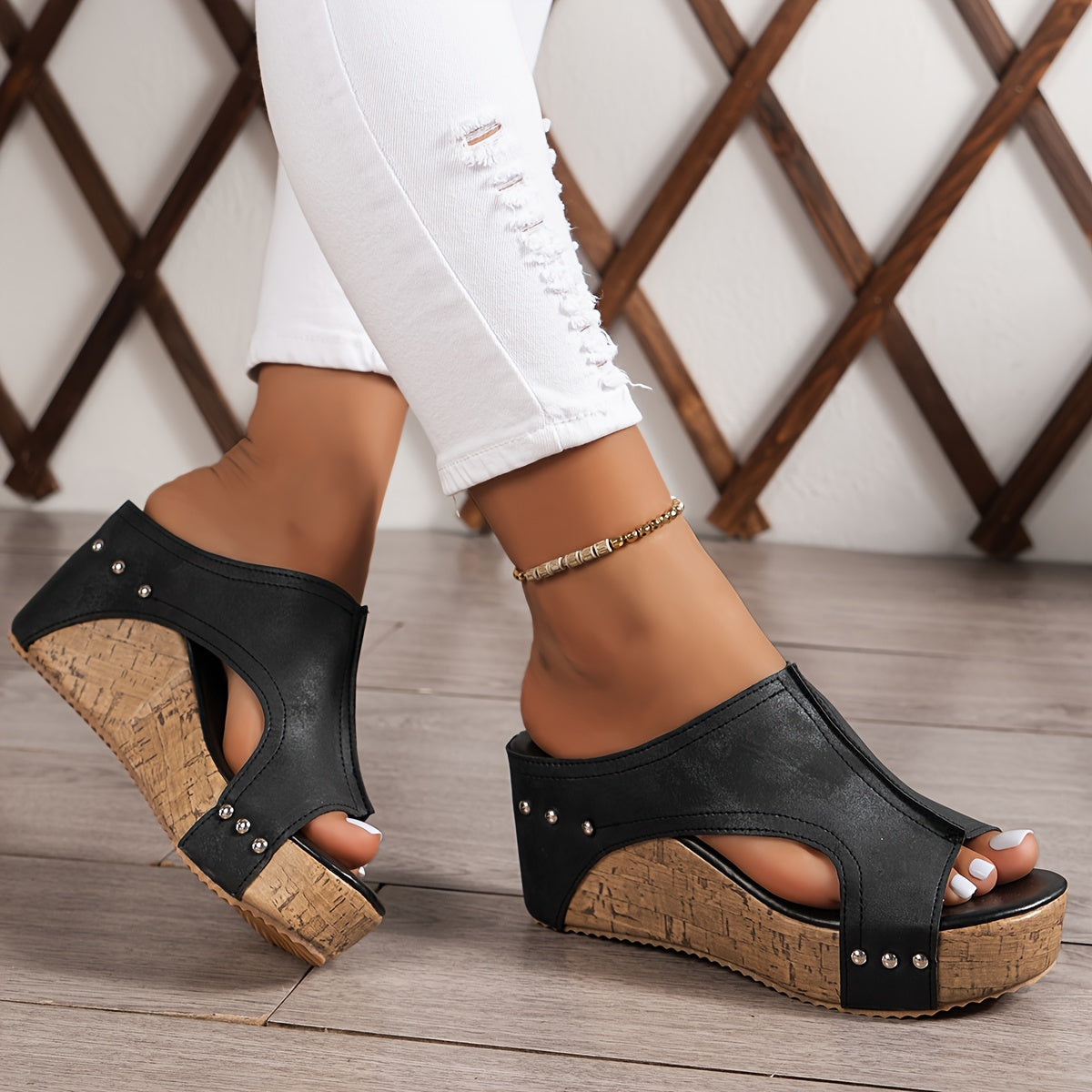 Delphine | Retro Wedge Heels