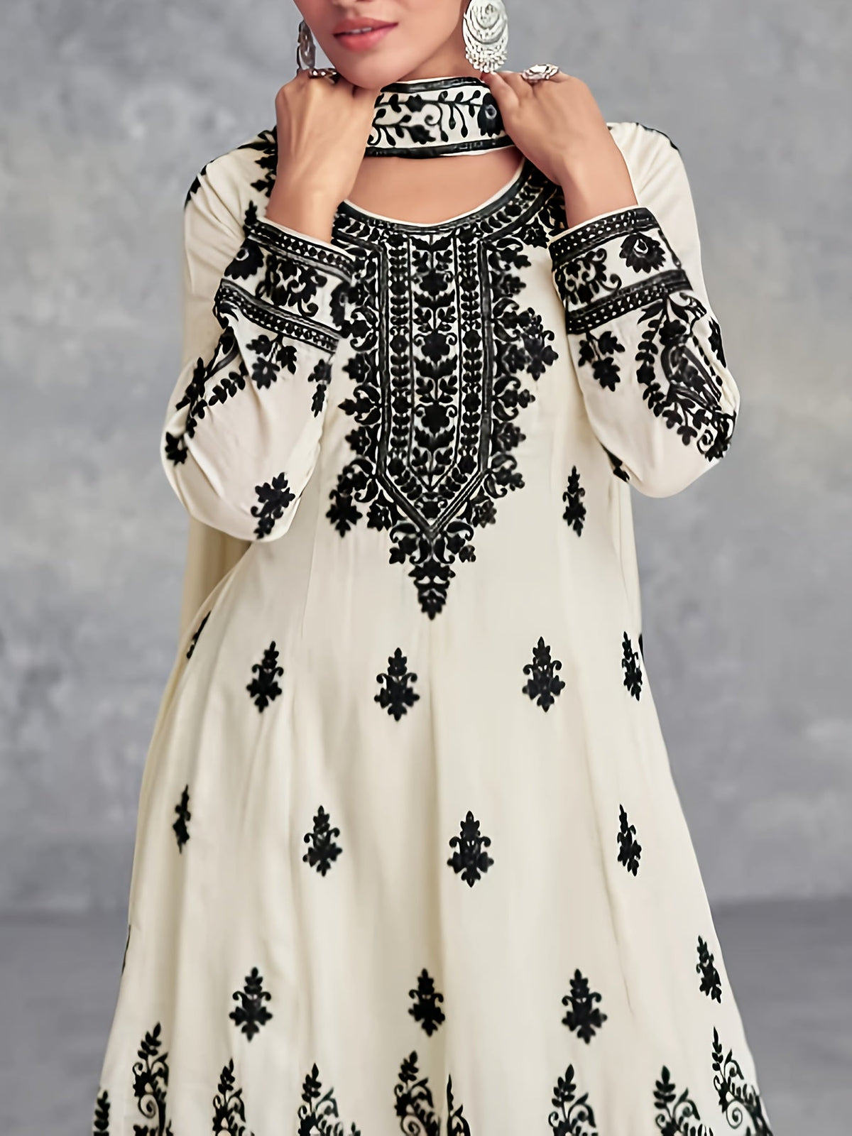 Zareen | Elegant Printed Two-Piece Set for Women