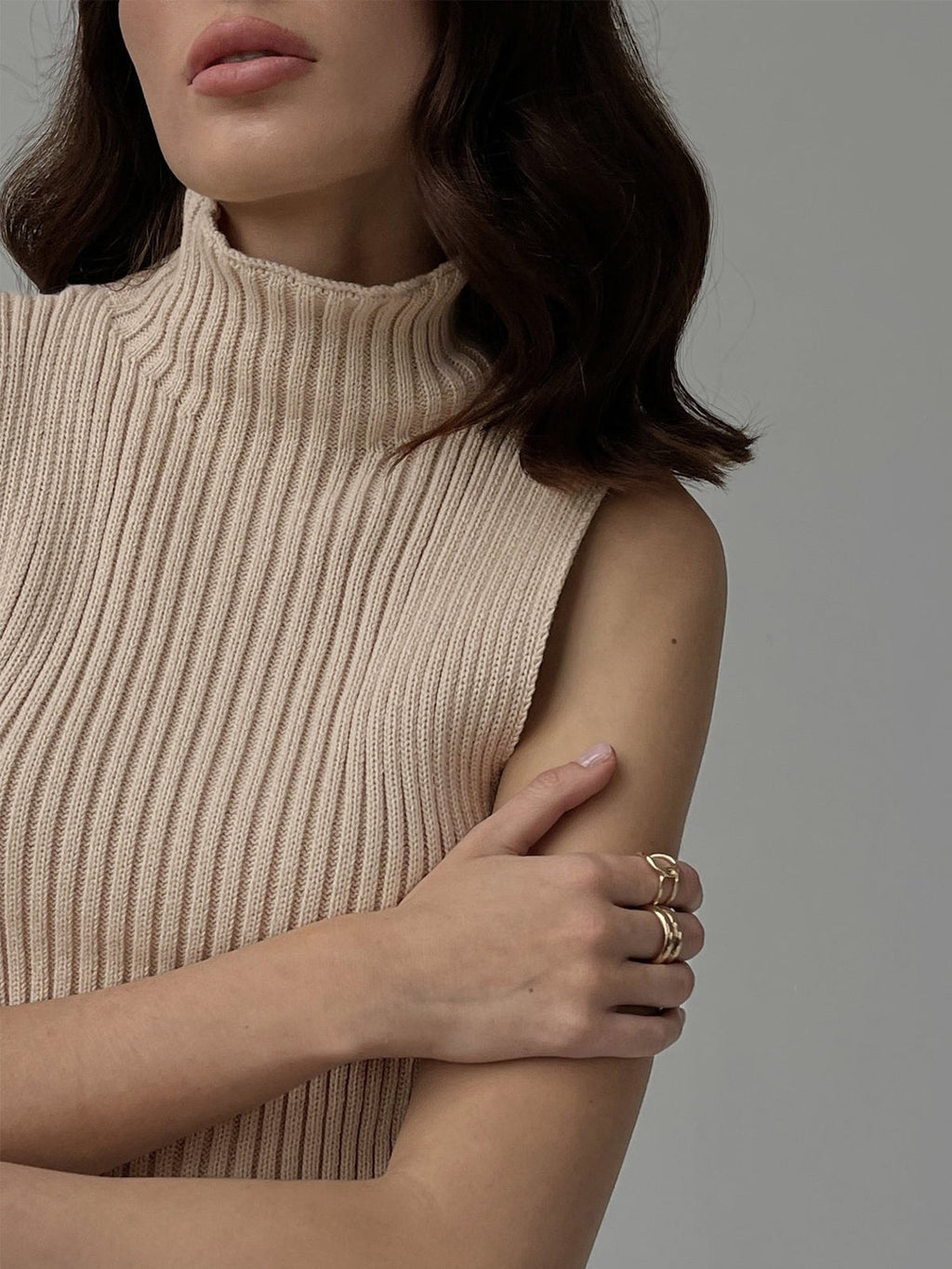 Nives | Sleeveless Knit Top for Women