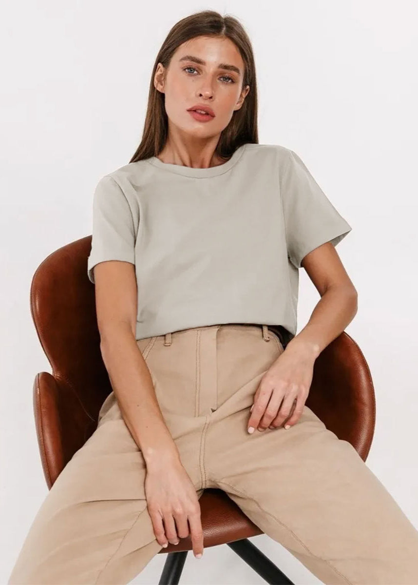 Ofelia | Urban Short Sleeve T-Shirt for Women