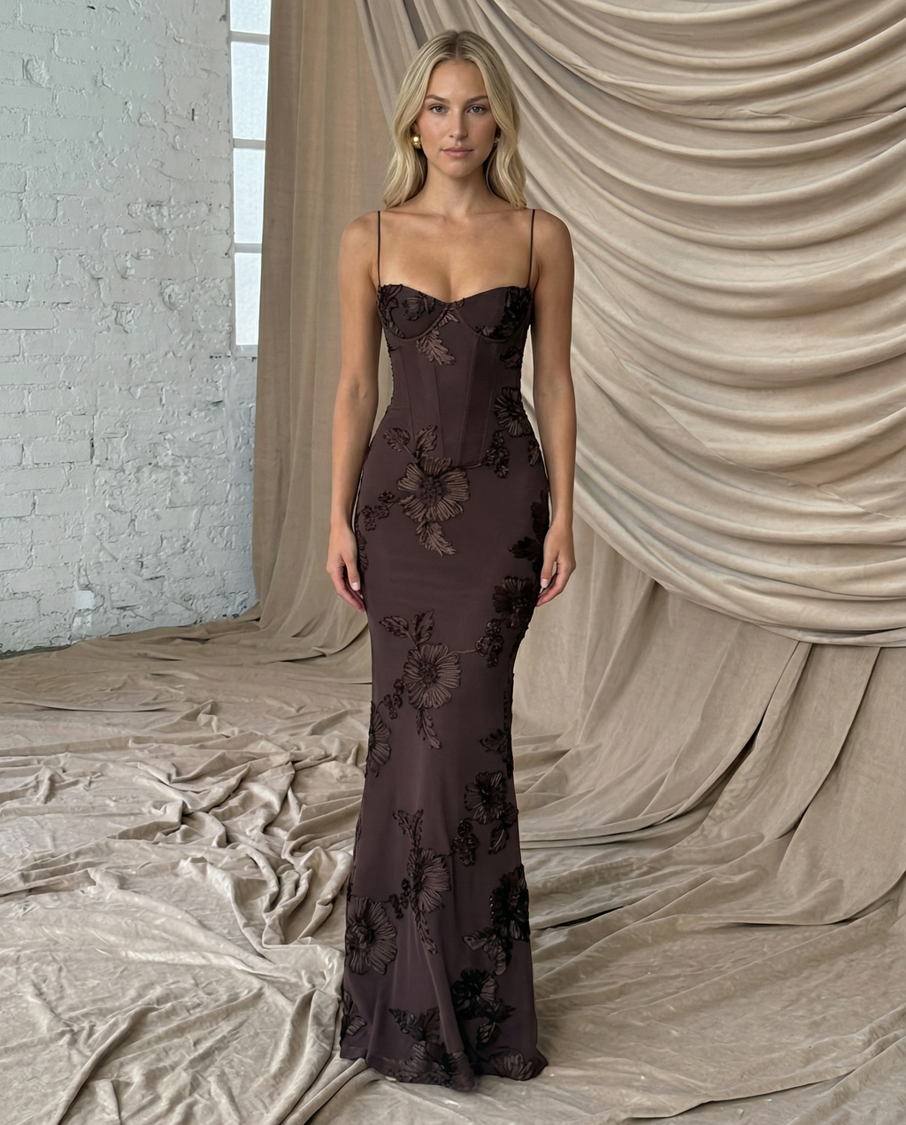 Aurélie | Embroidered Evening Maxi Dress