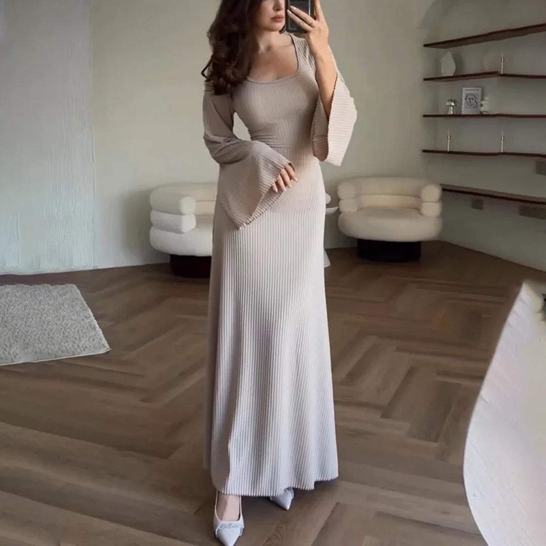 Veronica | Ribbed Knit Maxi Dress