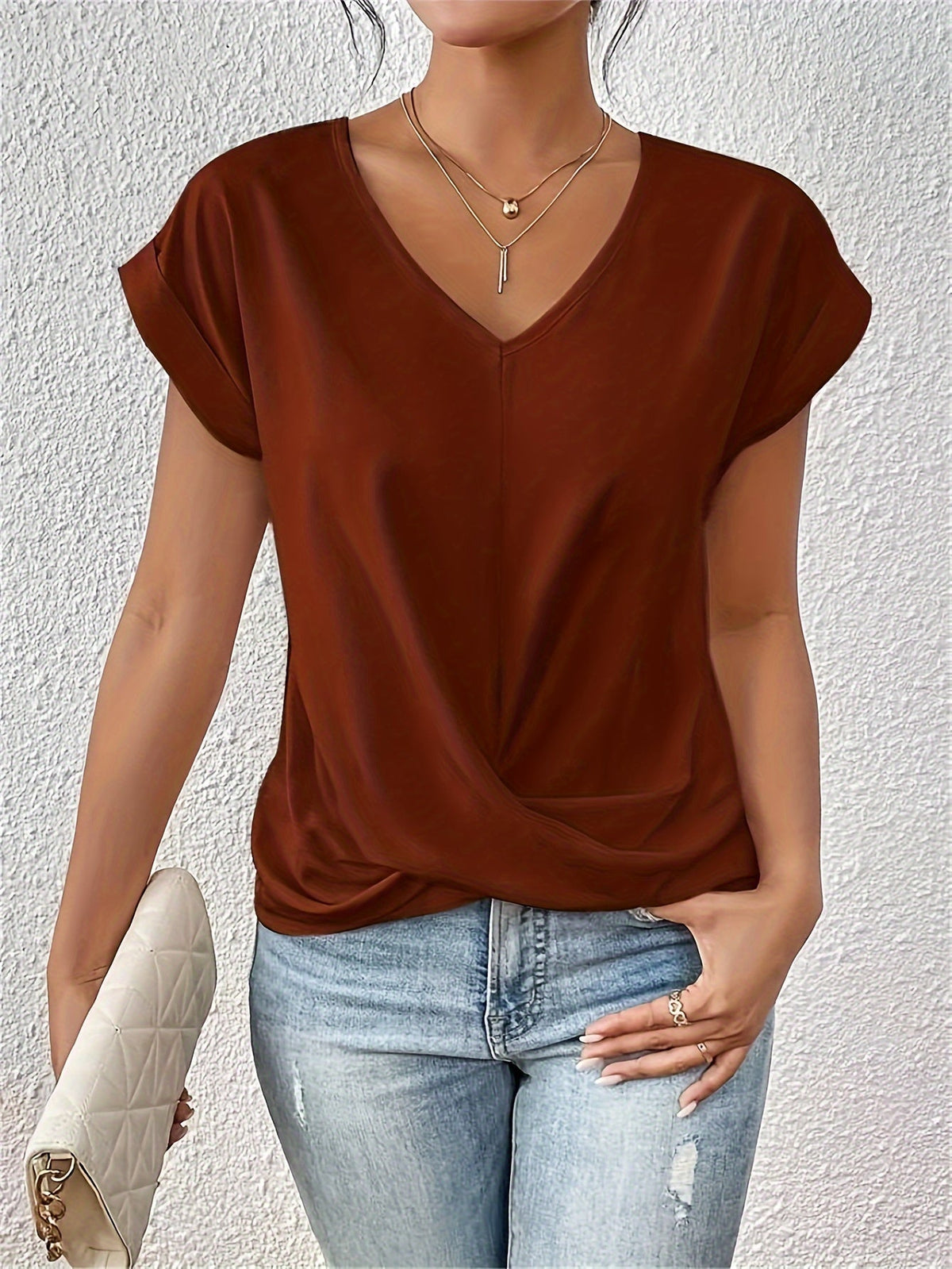 Ella | Classic T-Shirt for Women