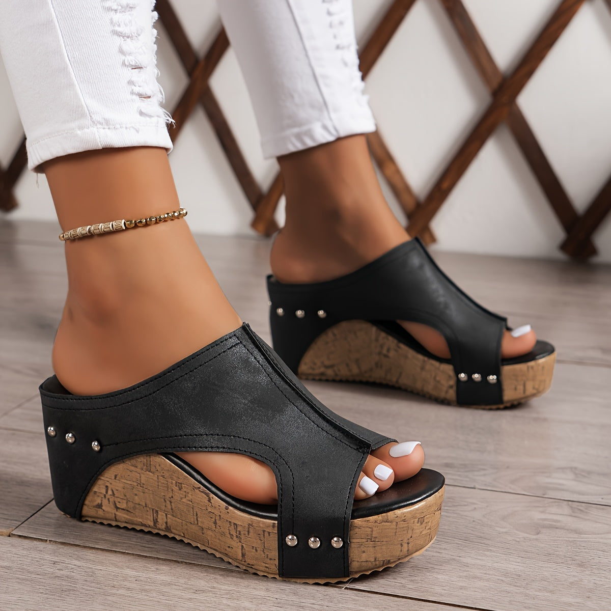Delphine | Retro Wedge Heels