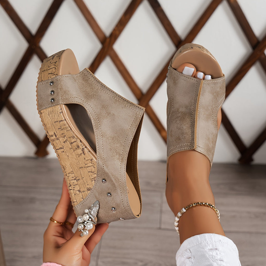 Delphine | Retro Wedge Heels